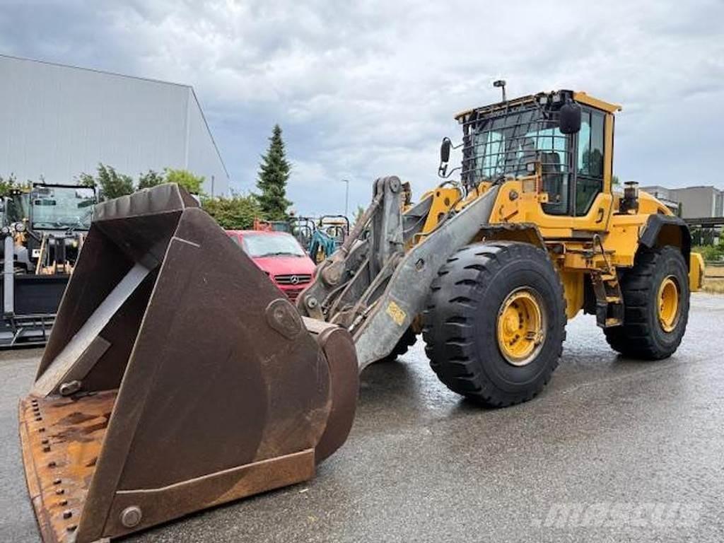 Volvo L110G Kolové nakladače