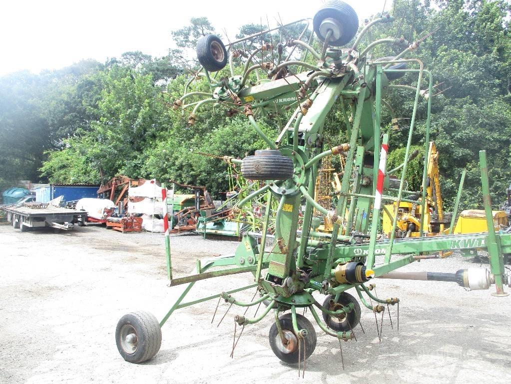 Krone KWT 10.50/8x7 Obraceče a shrabovače sena