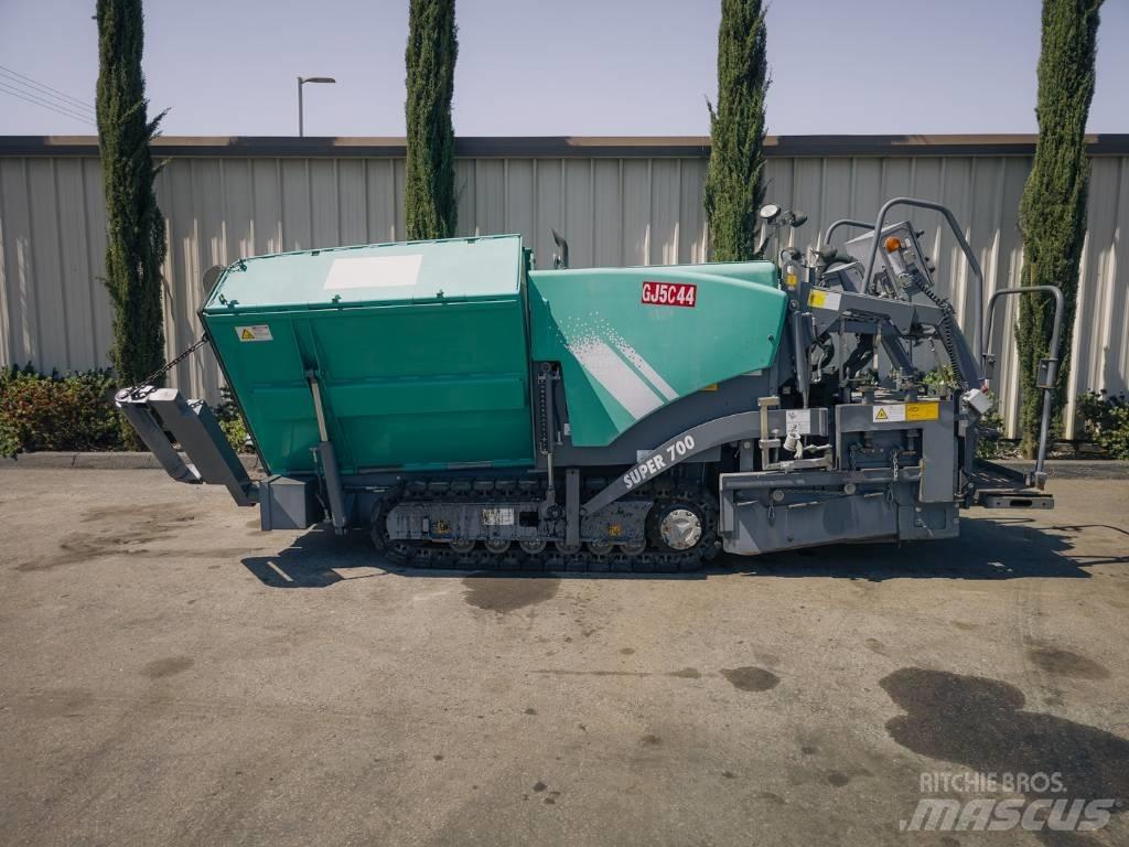Vögele Super 700 Finišery