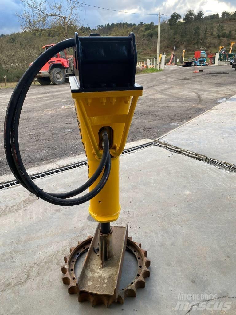 Montabert SD28 Bourací kladiva / Sbíječky