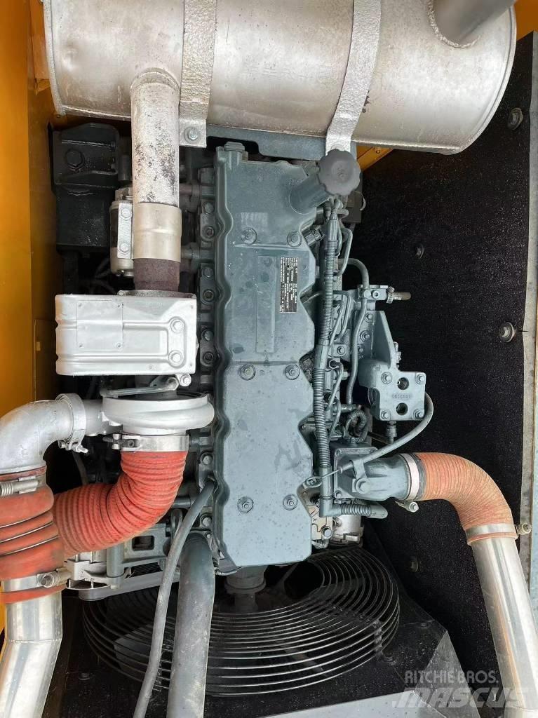 Hyundai R220LC-9S Pásová rýpadla