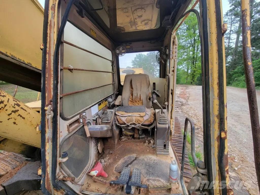 John Deere 992D Pásová rýpadla