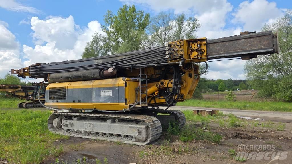 Bauer RTG 16T Vibrační beranidla