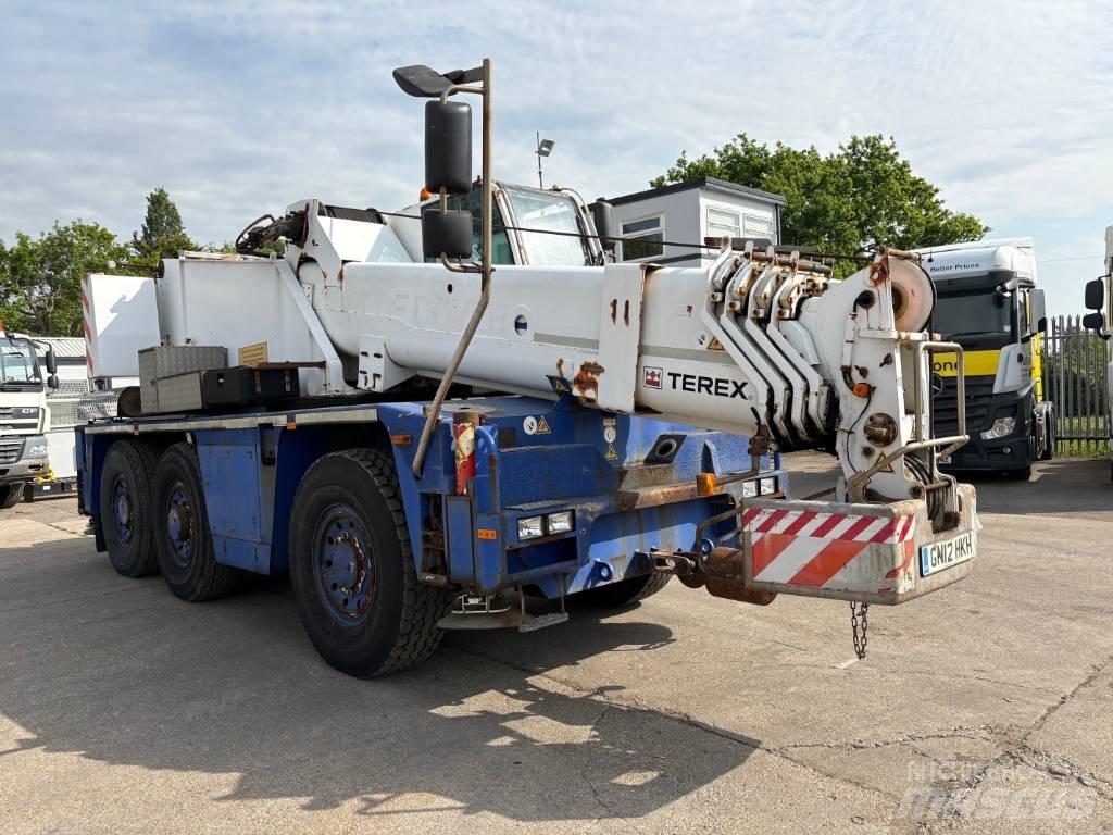 Terex AC 40 City Univerzální terénní jeřáby