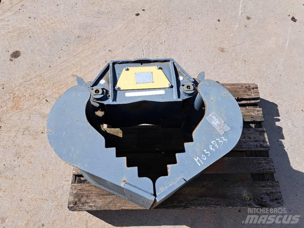 Mustang GRP250CH Klešťové drapáky