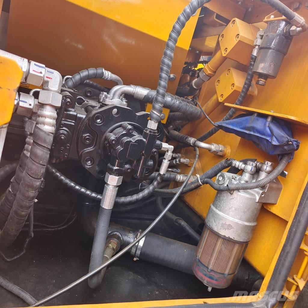 Sany SY 135 C Pásová rýpadla