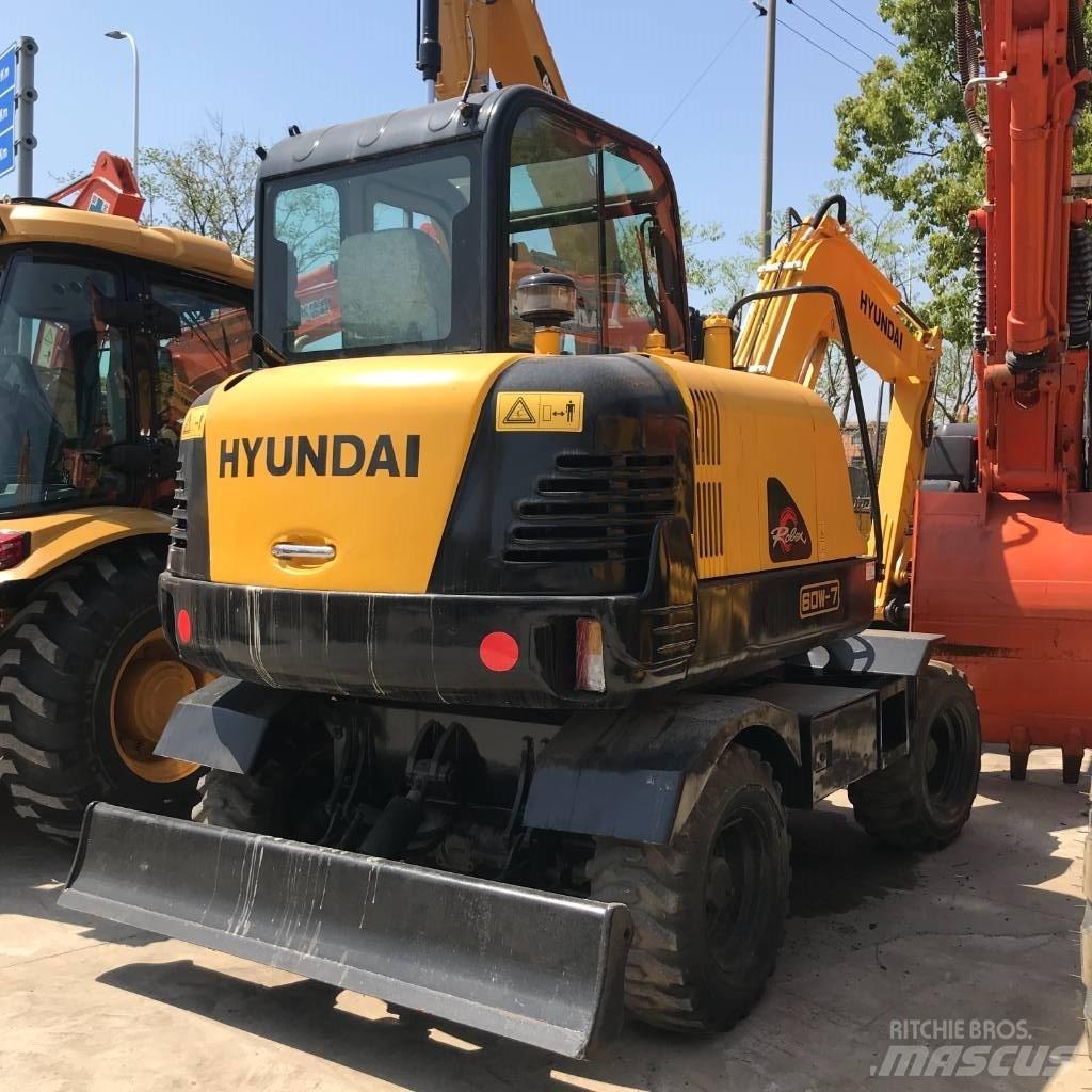Hyundai Robex 60-7 Kolová rýpadla