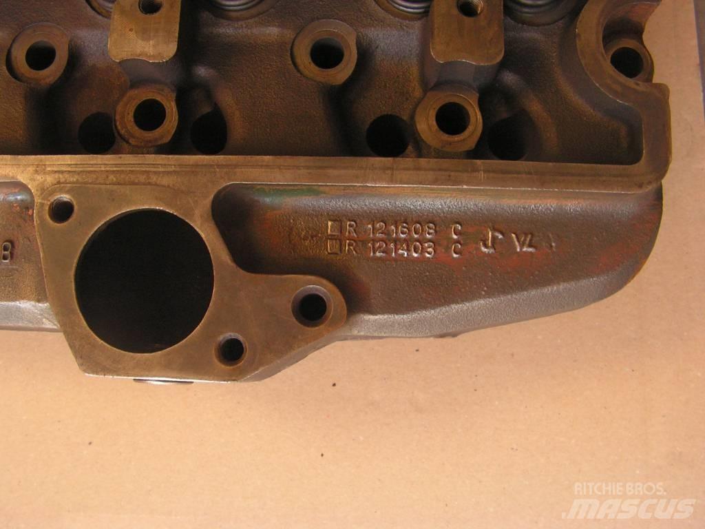 John Deere 6910 Motory