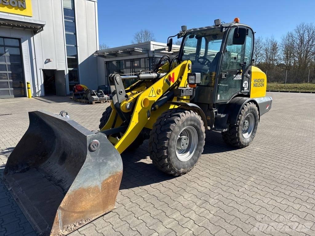 Wacker Neuson WL 70 Kolové nakladače
