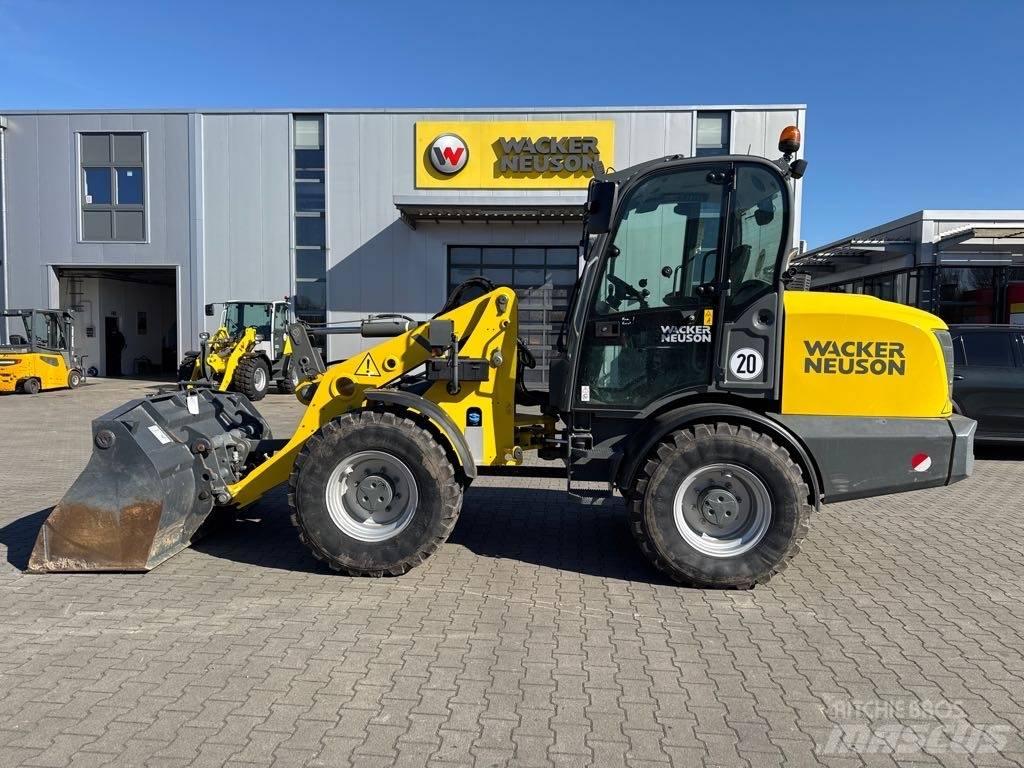 Wacker Neuson WL 70 Kolové nakladače