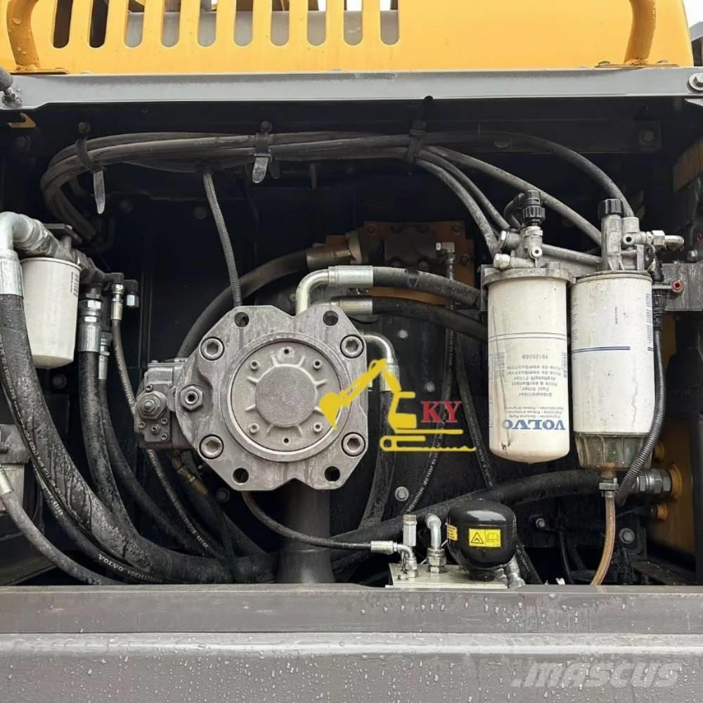 Volvo 380D Pásová rýpadla