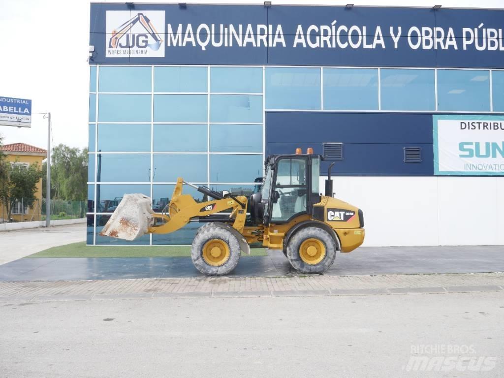 CAT 908 H Kolové nakladače