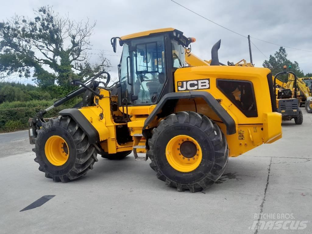 JCB 427 Kolové nakladače