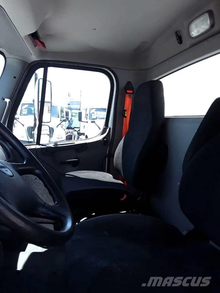 Freightliner M2 Vozy pro přepravu nápojů