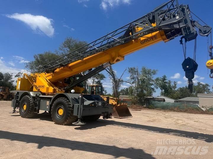 Grove RT 890 E Jeřáby pro těžký terén