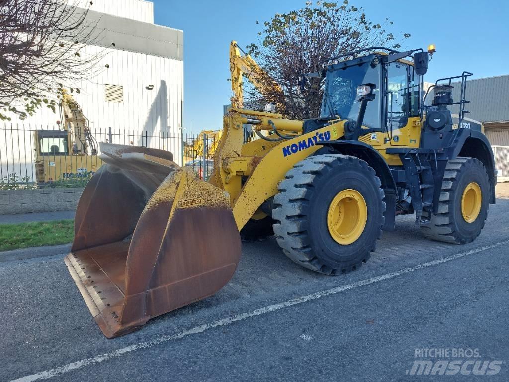 Komatsu WA470-8 Kolové nakladače