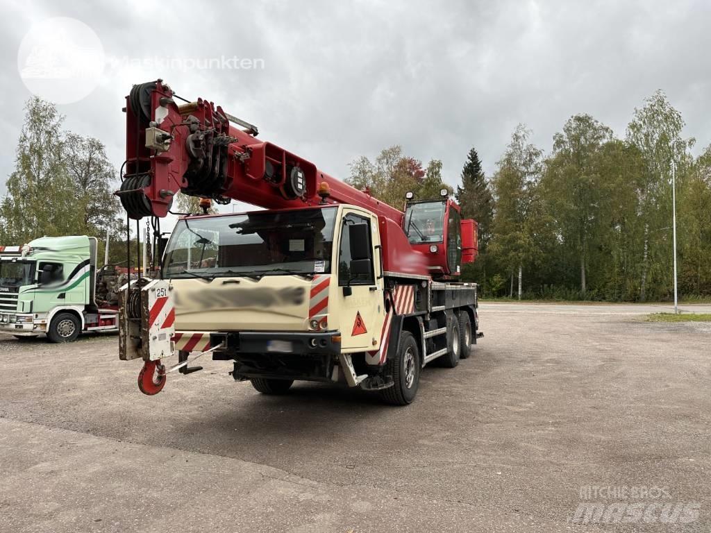 Terex TC 45 L Univerzální terénní jeřáby