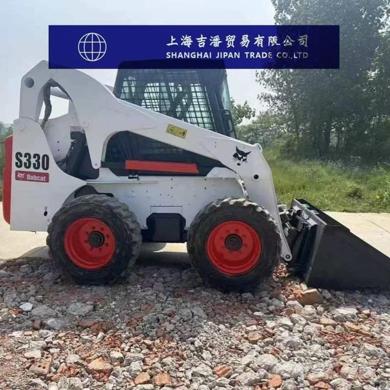 Bobcat S 330 Smykem řízené nakladače