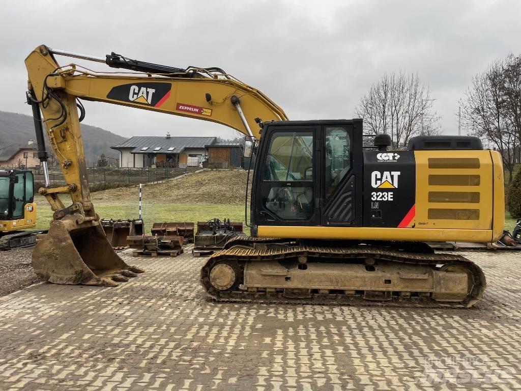 CAT 323 ELN Pásová rýpadla