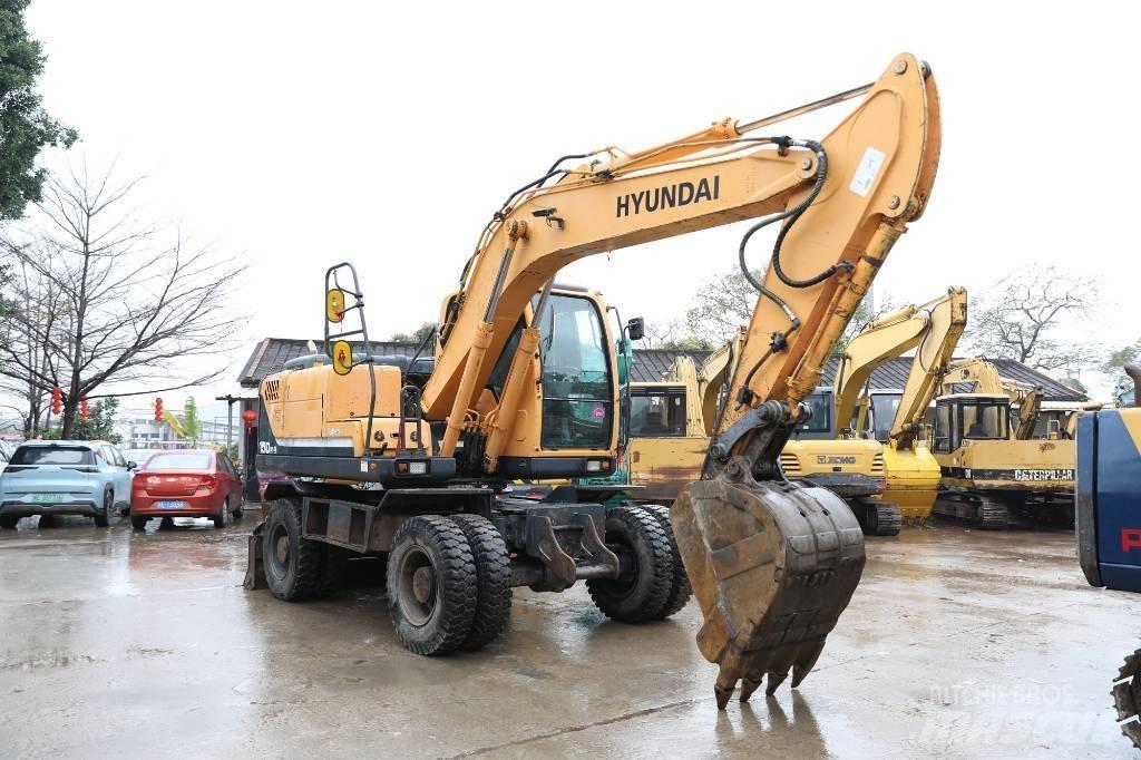 Hyundai 150W-9 Kolová rýpadla