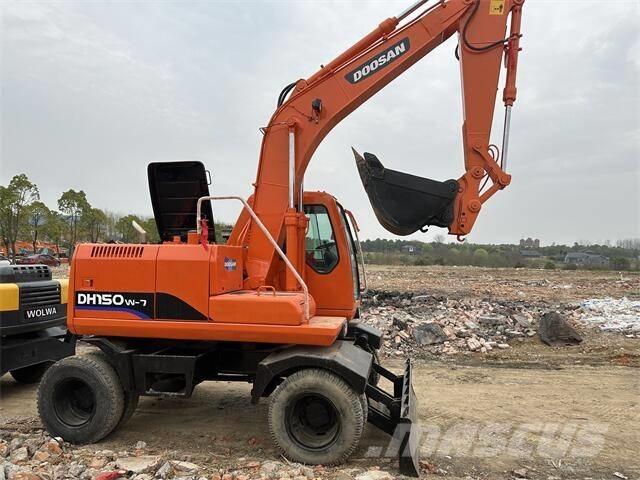 Doosan DH150W Kolová rýpadla