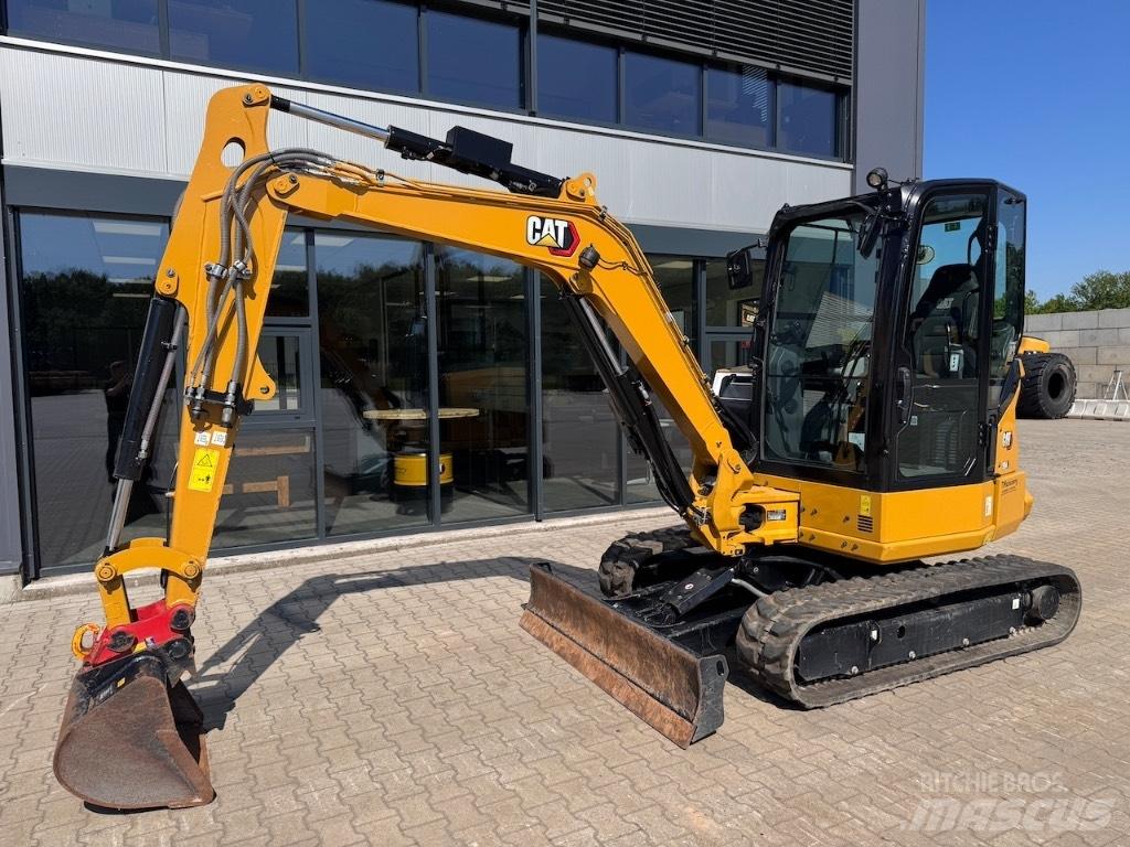 CAT 304 CR Mini rýpadla < 7t