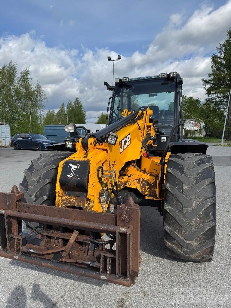 JCB TM 320 S Kolové nakladače