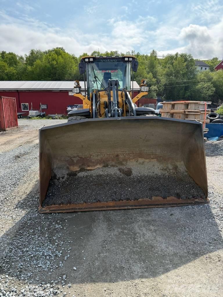 Volvo L 70 H Kolové nakladače