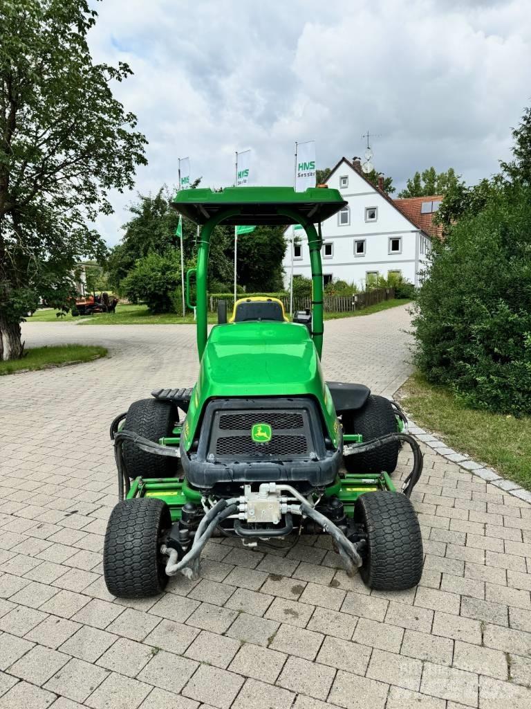 John Deere 8700 A Sekačky fervejí