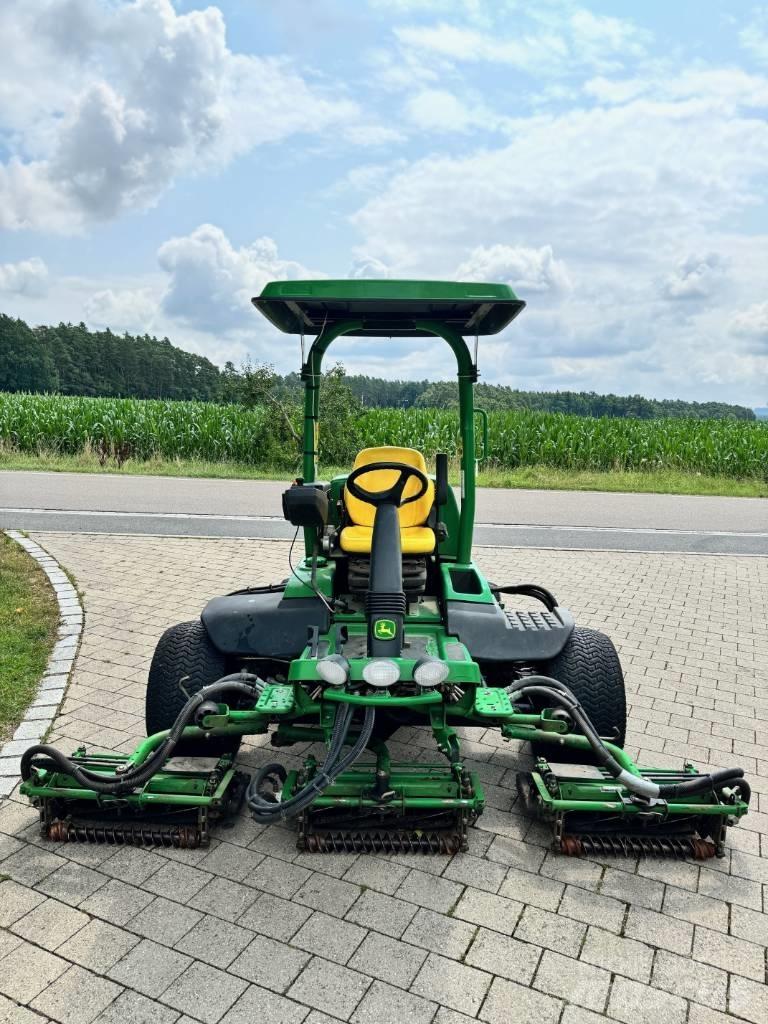 John Deere 8700 A Sekačky fervejí