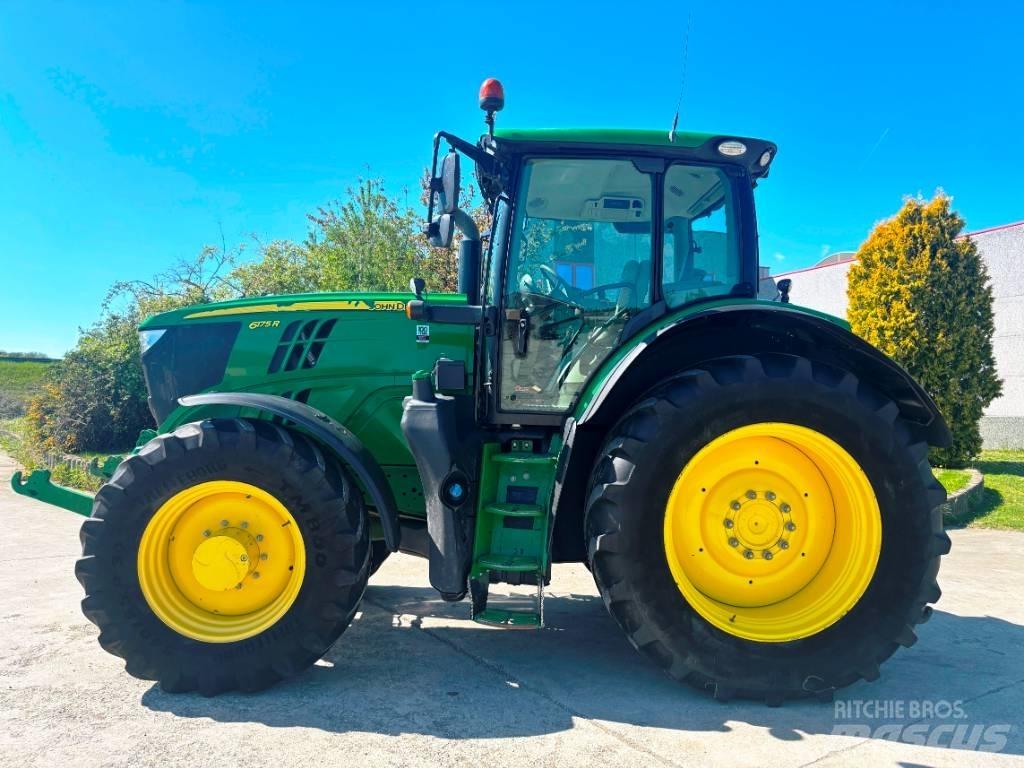 John Deere 6175 R Traktory