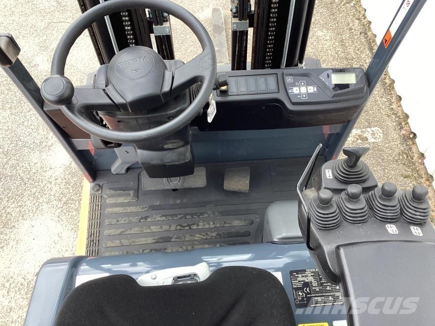 Toyota 7FBEST13 Akumulátorové vozíky