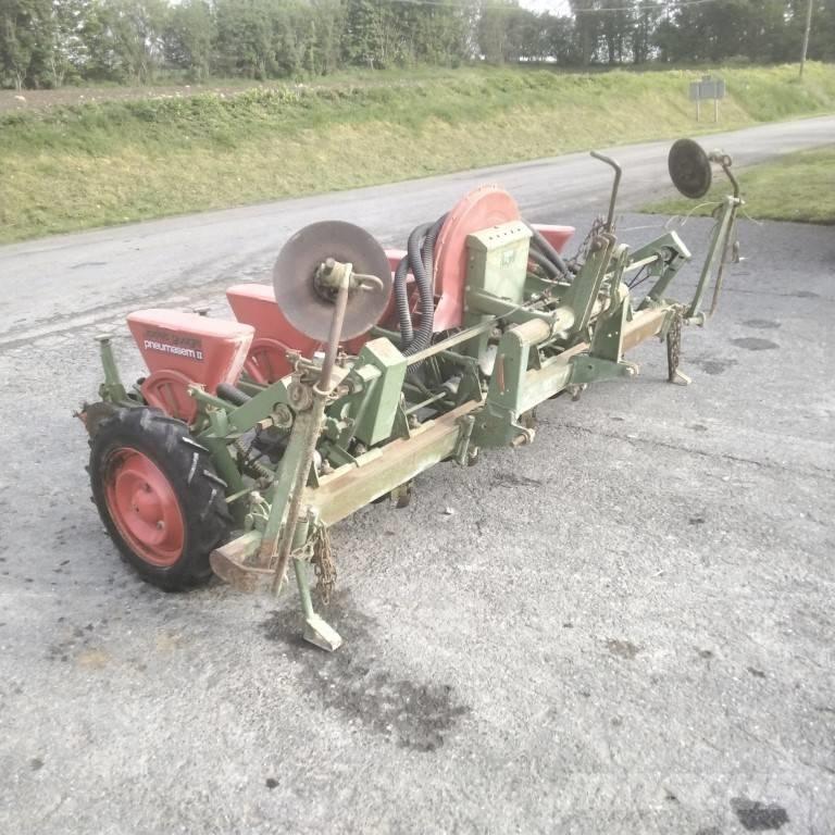Nodet PNEUMASEM II Mechanické secí stroje