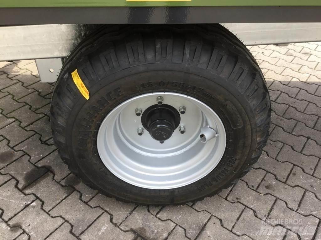 Fliegl EDK 50 FOX Balíkové přívěsy