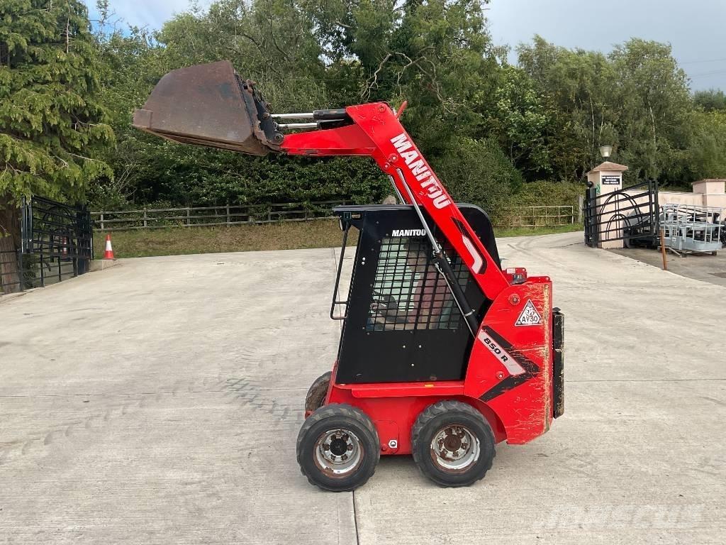 Manitou 850 R Teleskopické manipulátory