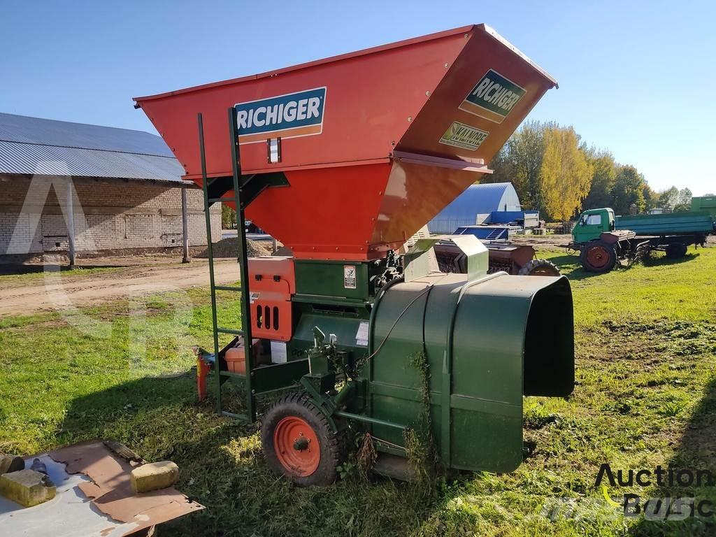 Richiger R6 E Krmítka, krmné žlaby