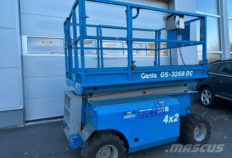 Genie GS 3268 Nůžková zvedací plošina