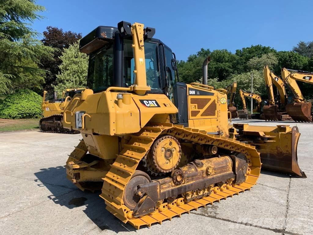 CAT D 6 N XL Pásové dozery