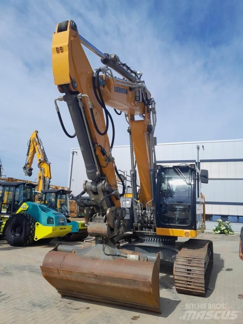 Liebherr R922 LC Pásová rýpadla