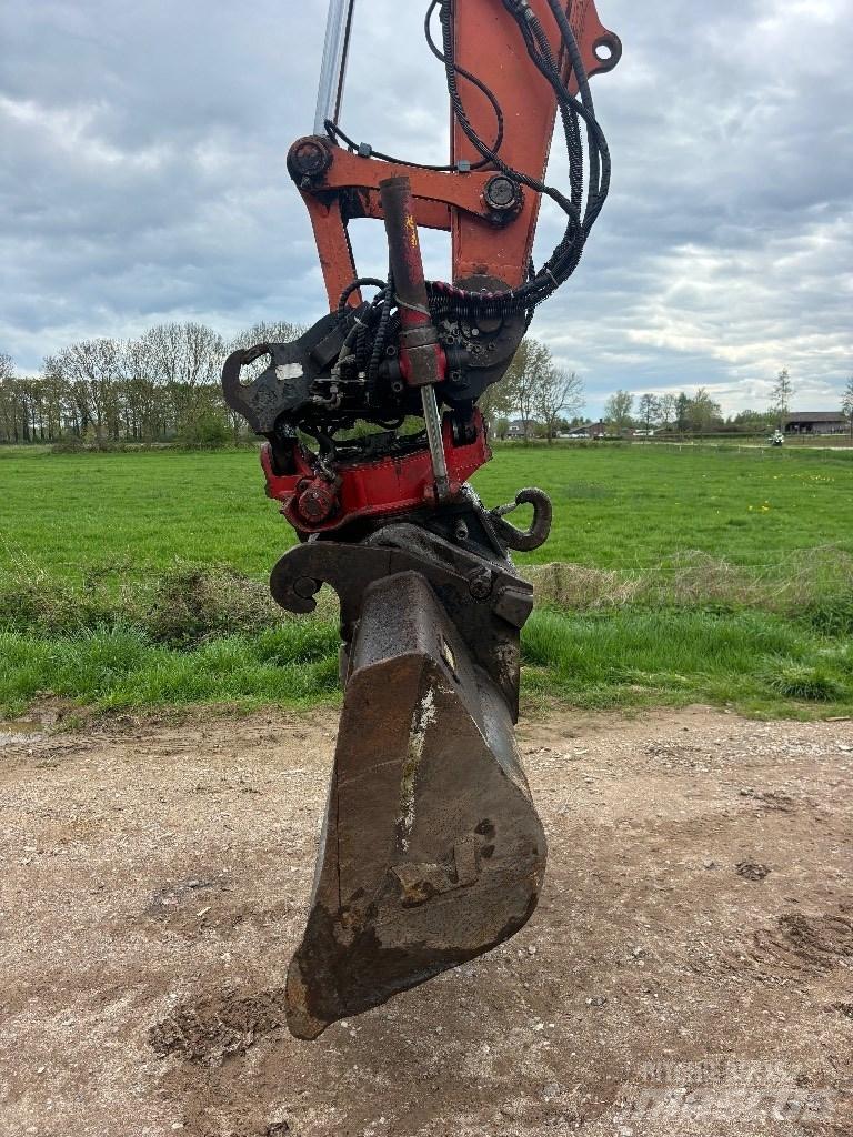 Hitachi ZX 140 W T-3 Kolová rýpadla