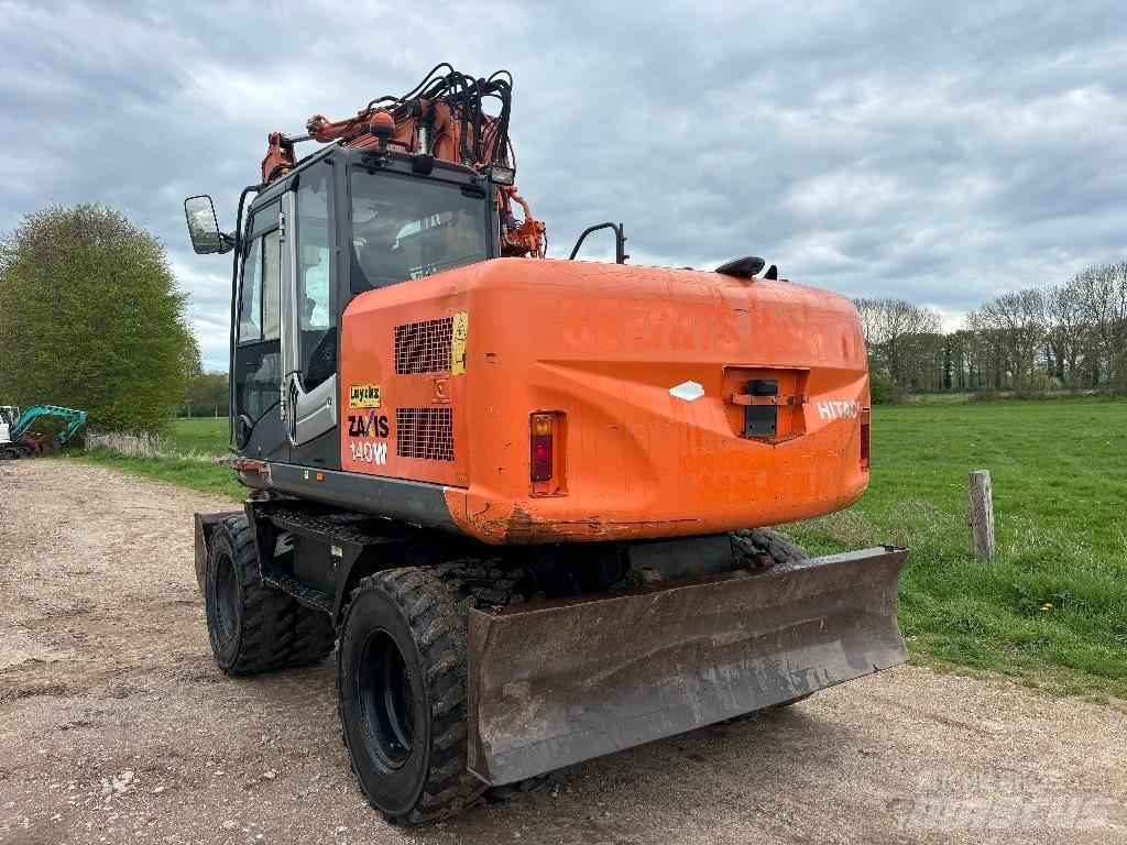 Hitachi ZX 140 W T-3 Kolová rýpadla