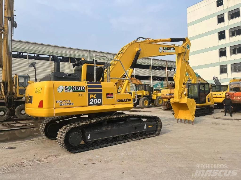 Komatsu PC 200-8N1 Pásová rýpadla
