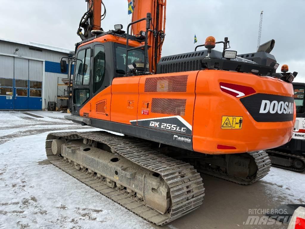 Doosan DX 255 LC-7 Pásová rýpadla