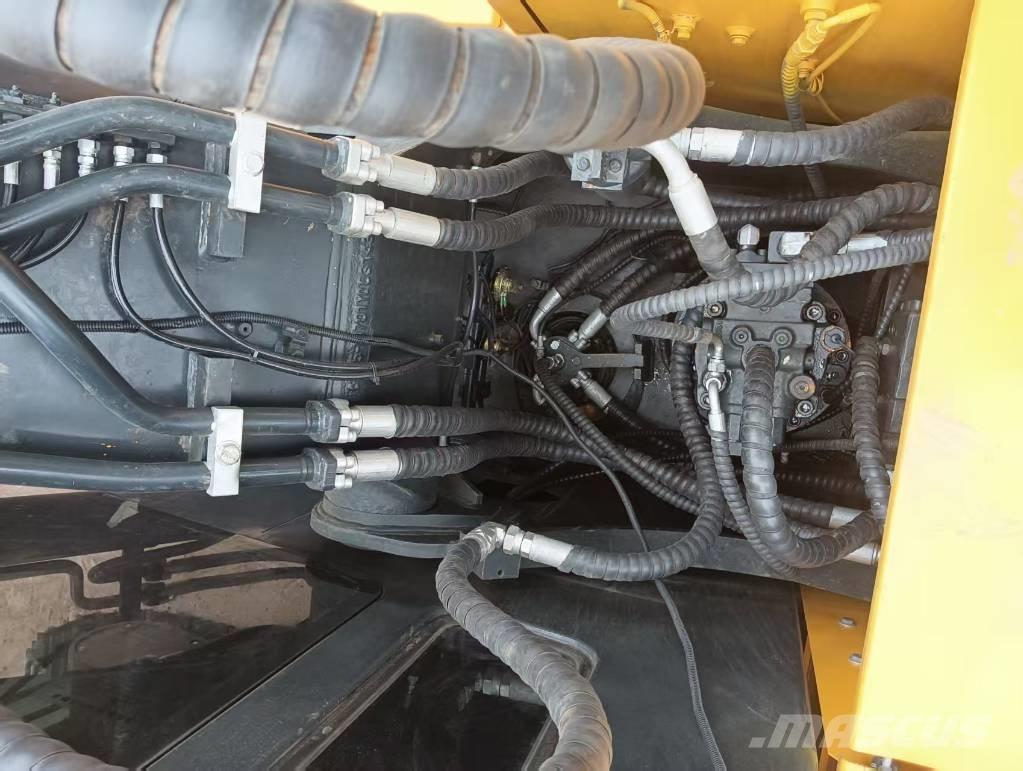 Hyundai 220 LC-9S Pásová rýpadla