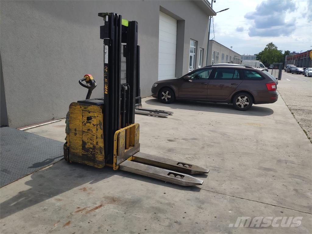 Yale MS16 AC Samohybné vozíky