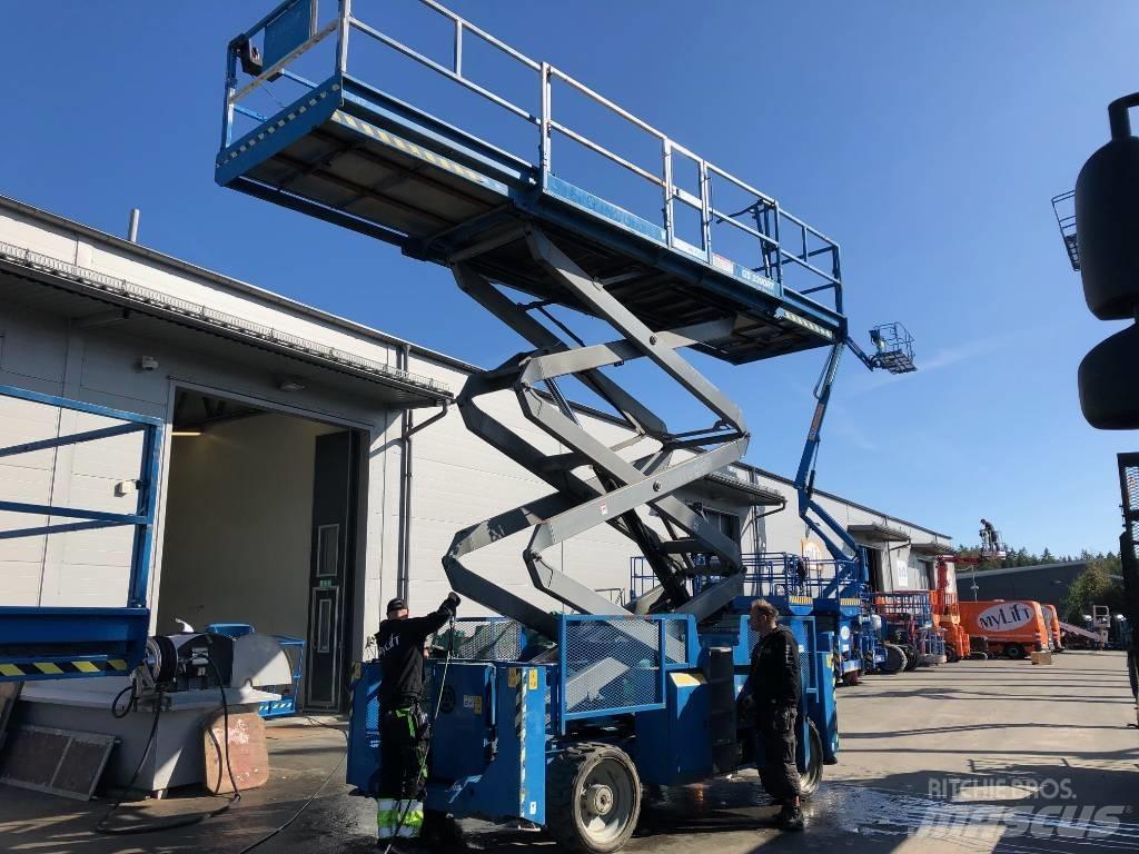 Genie GS 3390 RT Nůžková zvedací plošina