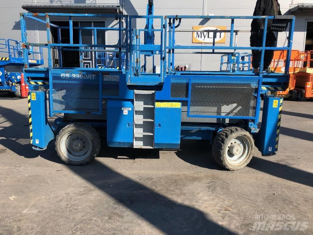 Genie GS 3390 RT Nůžková zvedací plošina