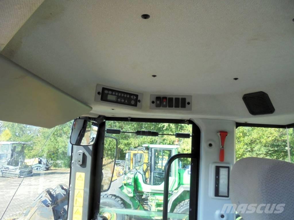 Hitachi ZW 310-6 Kolové nakladače