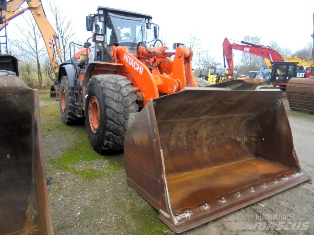 Hitachi ZW 310-6 Kolové nakladače