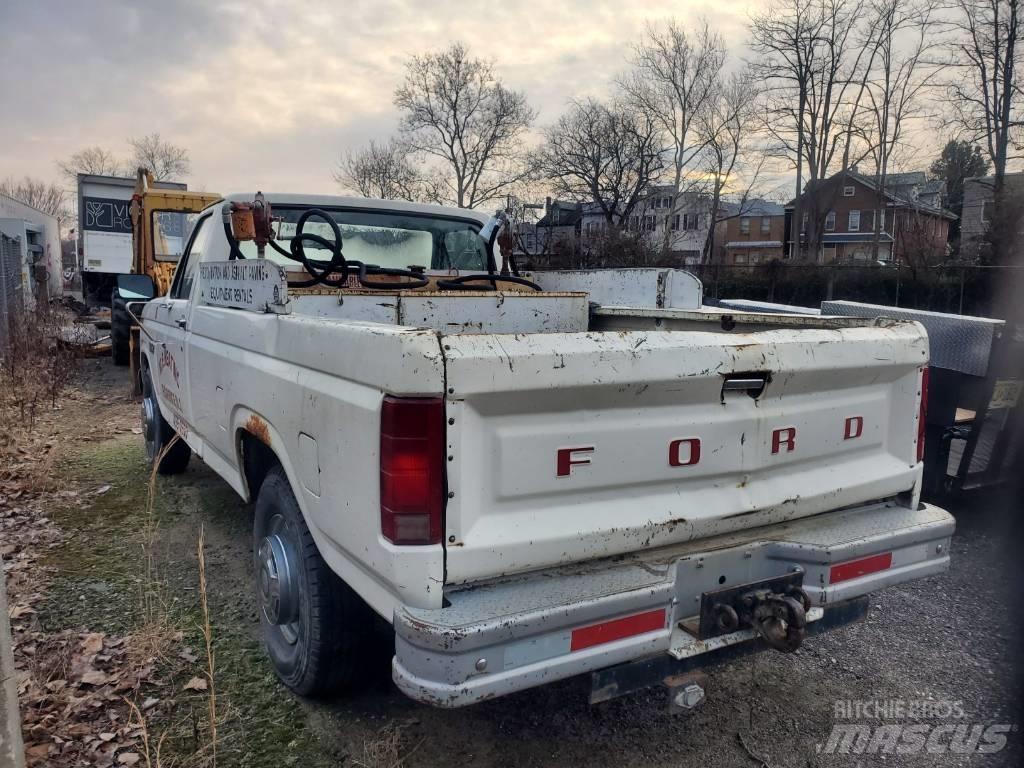 Ford F 250 Komunální / Multi-užitková vozidla
